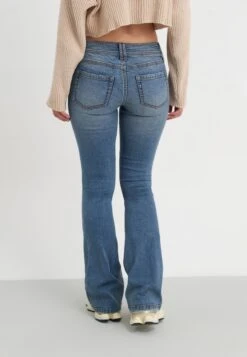 Even&Odd Bootcut Jeans - Blue Denim 7 Even&Odd Bootcut Jeans - Blue Denim -Even And Odd Verkaufsgeschäft 07e10224695045fcac3975ce75953fab