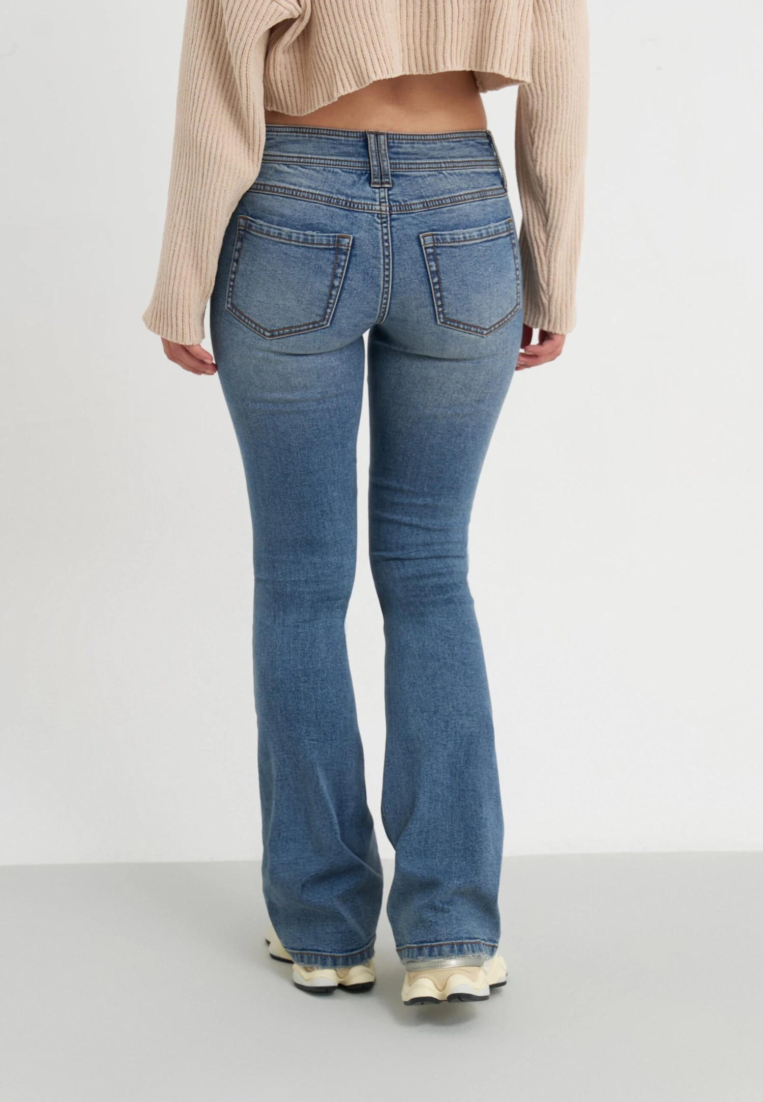 Even&Odd Bootcut Jeans - Blue Denim 3 Even&Odd Bootcut Jeans - Blue Denim – Bild 3