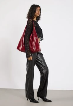 Even&Odd Tote Bag - Red 13 Even&Odd Tote Bag - Red -Even And Odd Verkaufsgeschäft 17120ccb635946149756f1922aabbfda