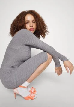Even&Odd V AUSSCHNITT RIPP MINI STRICKKLEID - Etuikleid - Mottled Grey 9 Even&Odd V AUSSCHNITT RIPP MINI STRICKKLEID - Etuikleid - Mottled Grey -Even And Odd Verkaufsgeschäft 1cb9bb6a27254b0ea1b025c59b0ad877