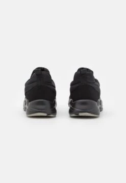 Even&Odd Sneaker Low - Black 9 Even&Odd Sneaker Low - Black -Even And Odd Verkaufsgeschäft 1ff1890f8e9042a2aad76298c9468820
