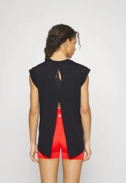 Sport T-shirt - Black -Even And Odd Verkaufsgeschäft 2638e5384d1f4db0b47264e948d80a2a