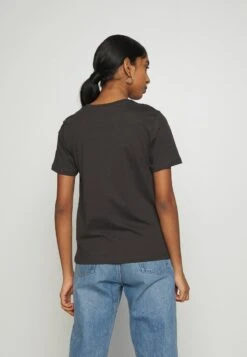 Even&Odd HATTIE MIRRORED DRAGONS TEE - T-Shirt Print - 801 - Anthracite 8 Even&Odd HATTIE MIRRORED DRAGONS TEE - T-Shirt Print - 801 - Anthracite -Even And Odd Verkaufsgeschäft 267d0a12c2314e9a96daf0cec488c459