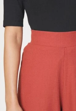 Stoffhose - Red -Even And Odd Verkaufsgeschäft 2d91fc3c1ce34a559bc174b003da1da3