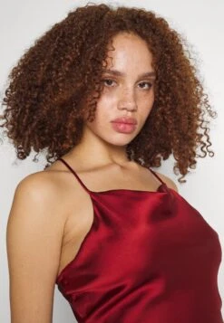 Even&Odd Top - Red 10 Even&Odd Top - Red -Even And Odd Verkaufsgeschäft 2f50a79ae5bd4852ab46caa655eb508e