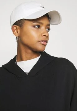 Even&Odd HOODIE LONG WITHOUT DRAWCORD AND POCKET - Kapuzenpullover - Black 9 Even&Odd HOODIE LONG WITHOUT DRAWCORD AND POCKET - Kapuzenpullover - Black -Even And Odd Verkaufsgeschäft 318202b306a24aeaac93841a425c8a4e