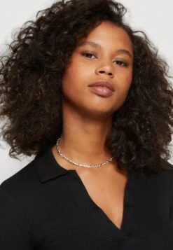 Even&Odd LONG SLEEVE COLLAR - Langarmshirt - Black -Even And Odd Verkaufsgeschäft 31891cc446b444e5b3a95f03cbaa3465