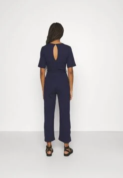 Even&Odd Jumpsuit - Dark Blue 8 Even&Odd Jumpsuit - Dark Blue -Even And Odd Verkaufsgeschäft 35c76309d32f4d3899a83c2a0fb25345
