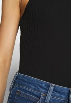 Even&Odd Top - Black 10 Even&Odd Top - Black -Even And Odd Verkaufsgeschäft 446f0d0b0cac4334ad0d88219e7667c5