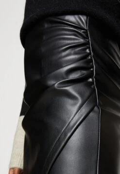 Even&Odd Shorts - Black -Even And Odd Verkaufsgeschäft 5138f5cd0b5b4b908c9945f5d6a0b8f9