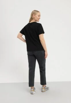 T-Shirt Print - Black -Even And Odd Verkaufsgeschäft 659033548fa84b6297edbf9a7dafb67b