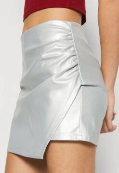 Even&Odd Shorts - Silver 11 Even&Odd Shorts - Silver -Even And Odd Verkaufsgeschäft 659d2ce8a71a420f823e36decd68bbbe