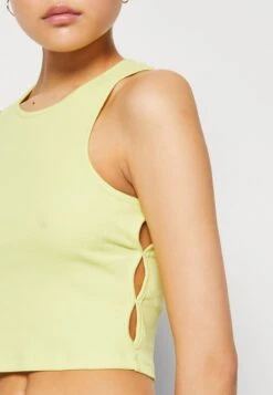 Even&Odd Top - Green 11 Even&Odd Top - Green -Even And Odd Verkaufsgeschäft 6b17ca85289141638f431e9e2e3b3fab