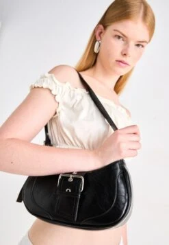 Even&Odd Handbag - Dark Red 15 Even&Odd Handbag - Dark Red -Even And Odd Verkaufsgeschäft 7365a2447c954b60a009b981ffeb2f60