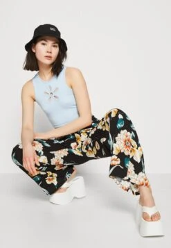 Even&Odd Top - Light Blue -Even And Odd Verkaufsgeschäft 89c7dfed9f4c410094ea8602c719e00c