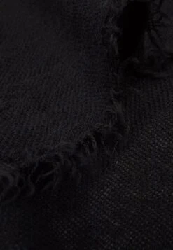 Even&Odd Schal - Black -Even And Odd Verkaufsgeschäft 8a9e2ac8620b4de48a23e2e6c34b2ee2