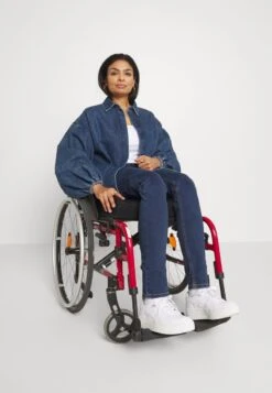 Even&Odd Jeans Slim Fit - Blue Denim 10 Even&Odd Jeans Slim Fit - Blue Denim -Even And Odd Verkaufsgeschäft 8f92a45031b7469f9592efe5ecb17c52