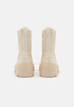 Even&Odd WINTER BOOT - Plateaustiefelette - Off-white 8 Even&Odd WINTER BOOT - Plateaustiefelette - Off-white -Even And Odd Verkaufsgeschäft a2680508bdef4cf9b4b7158c0cbce79f