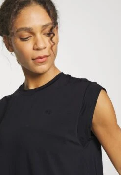 Sport T-shirt - Black -Even And Odd Verkaufsgeschäft a894b0982761469fbfaf836b1ba7afaa