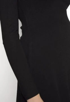 Even&Odd ECKIGER AUSSCHNITT MINI STRICKKLEID - Strickkleid - Black -Even And Odd Verkaufsgeschäft b53c3243d575435fa9d66c907b2972e1