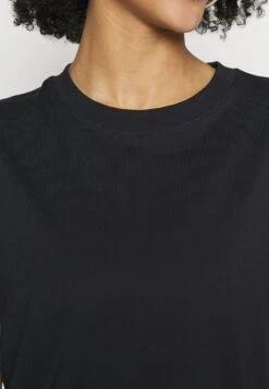 WASHED BASIC LOOSE TEE - T-Shirt Basic - Black 11 WASHED BASIC LOOSE TEE - T-Shirt Basic - Black -Even And Odd Verkaufsgeschäft bee117ab94ac4ac7950f942c58651a2f