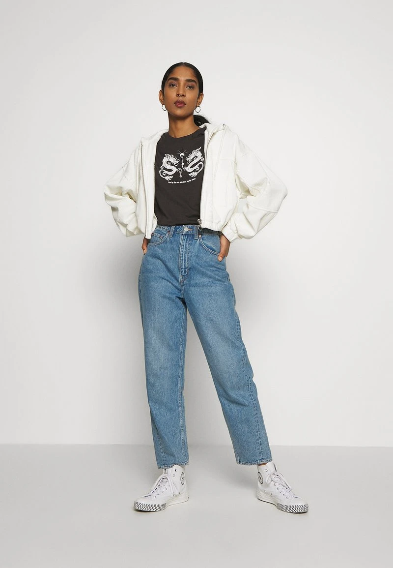 Even&Odd HATTIE MIRRORED DRAGONS TEE - T-Shirt Print - 801 - Anthracite 2 Even&Odd HATTIE MIRRORED DRAGONS TEE - T-Shirt Print - 801 - Anthracite – Bild 2