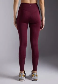 QUICK DRY FULL LENGTH HIGH RISE LEGGING - Leggings - Bordeaux 9 QUICK DRY FULL LENGTH HIGH RISE LEGGING - Leggings - Bordeaux -Even And Odd Verkaufsgeschäft cb19fd06fa9a4daabbd45d74e97f539b