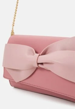 Even&Odd Clutch - Pink -Even And Odd Verkaufsgeschäft d2e71da5d92a40ee8b26290d0e8f60bd