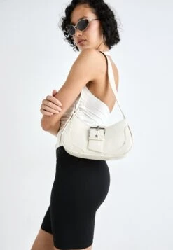 Even&Odd Handbag - Dark Red 14 Even&Odd Handbag - Dark Red -Even And Odd Verkaufsgeschäft e1e7e5965789422ca93efde8ee4bddbd