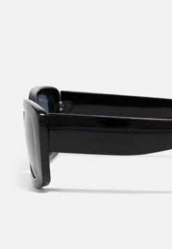 Even&Odd Sonnenbrille - Black 9 Even&Odd Sonnenbrille - Black -Even And Odd Verkaufsgeschäft f46b55ef94a04a0a8d6ef1f2c4bb9d86