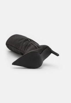 Even&Odd Stiefel - Black 9 Even&Odd Stiefel - Black -Even And Odd Verkaufsgeschäft f8ca9af5f55b41d6b731aa6cd46d4a52