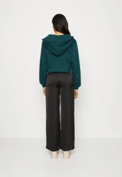 Even&Odd Sweatjacke - Evergreen 8 Even&Odd Sweatjacke - Evergreen -Even And Odd Verkaufsgeschäft ff82d6ec16914fedb1d2b85326b262d4